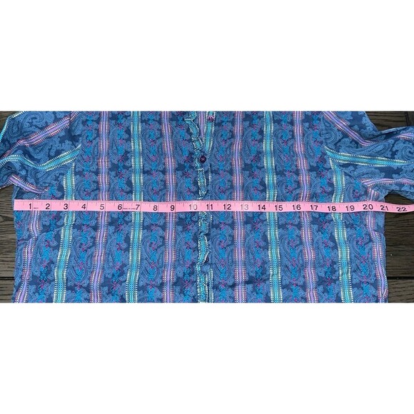 Robert Graham Embroiled Blouse - Picture 5 of 6